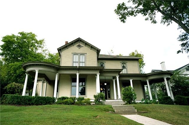 504 West 7th St, Columbia, TN 38401