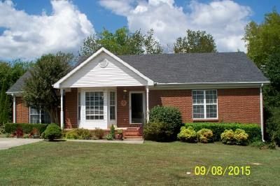 2030 Patricia Dr, Greenbrier, TN 37073
