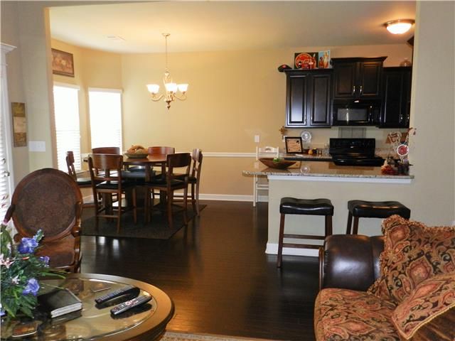 325 Sword Ln, Mount Juliet, TN 37122