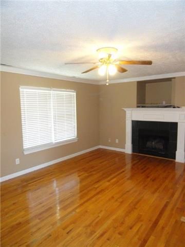 214 Loxley Ln, Murfreesboro, TN 37127