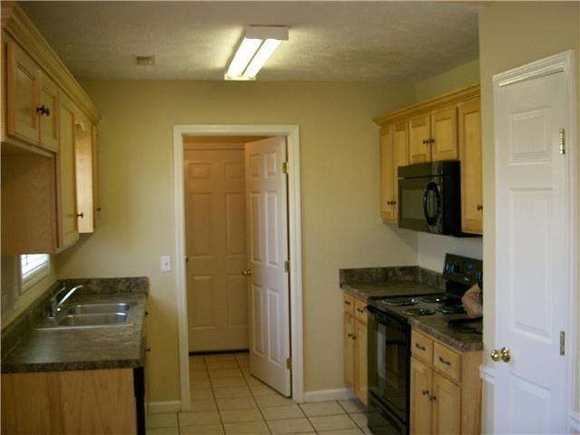 9018 Nevada Ave, Smyrna, TN 37167