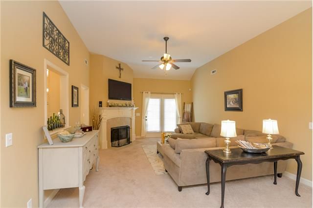 3011 Holderwood Dr, Murfreesboro, TN 37128