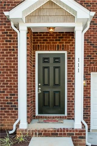 111 Iron Gate Ln, Dickson, TN 37055