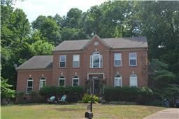1008 Overhills Ct, Old Hickory, TN 37138