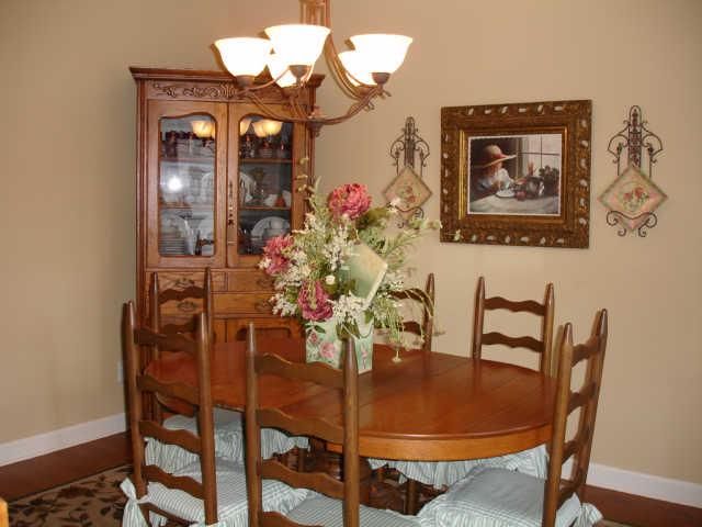 547 Griffin Cir, Hermitage, TN 37076