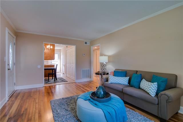 126 Greer Cir, Dickson, TN 37055