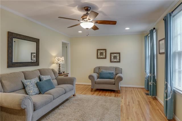 72 Benzing Rd, Antioch, TN 37013