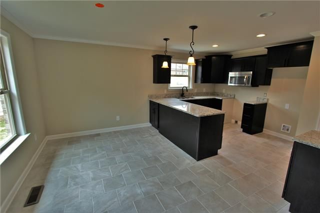 392 Abbey Rd, Lebanon, TN 37090