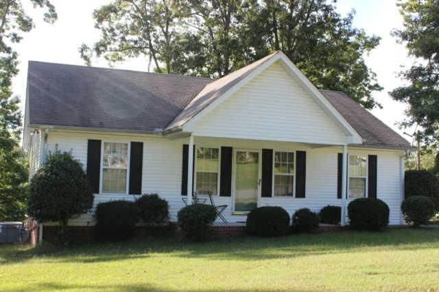 522 Leeza Loop, Dickson, TN 37055