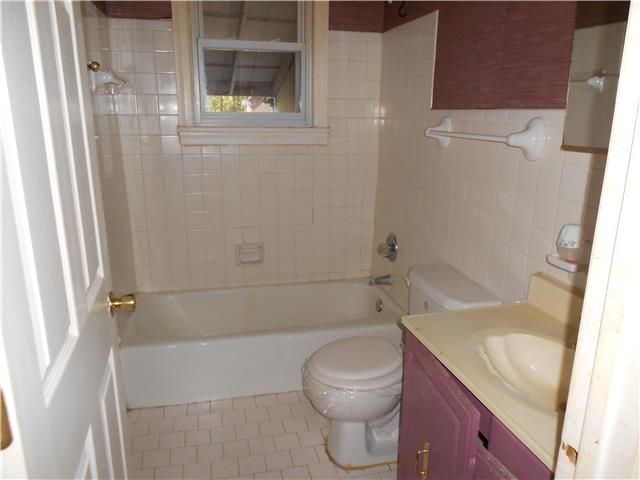 608 Vantrease Rd, Madison, TN 37115