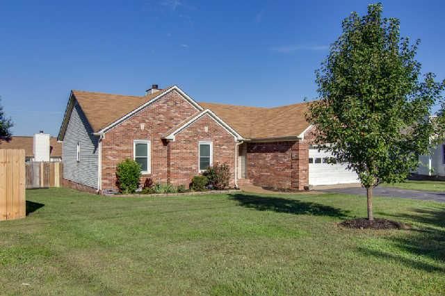 5028 Brookside Dr, Columbia, TN 38401