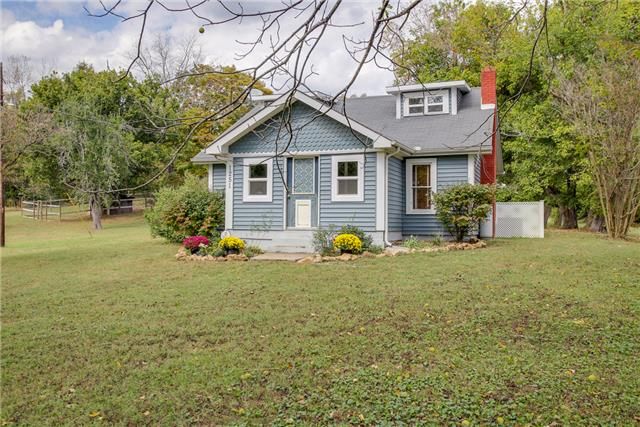 1251 Highway 49 E, Charlotte, TN 37036
