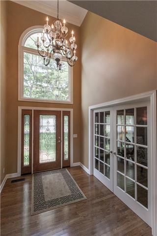 1302 White Oak Ln, Murfreesboro, TN 37130
