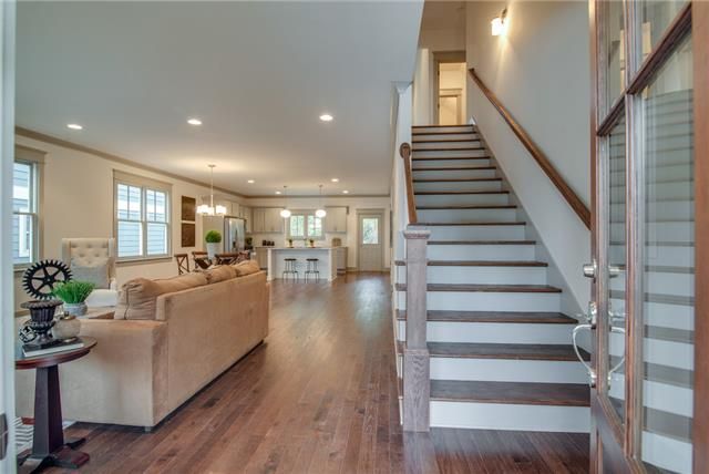 1515 Wayne Dr, Nashville, TN 37206