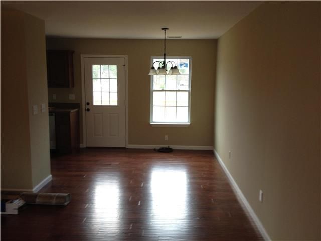 594 Murrell, Dickson, TN 37055