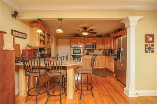 1711 Oxford Dr, Murfreesboro, TN 37129