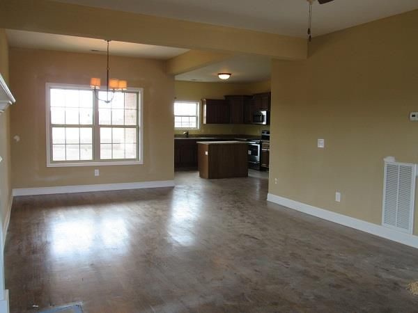 7710 Ellen Dr, Smyrna, TN 37167