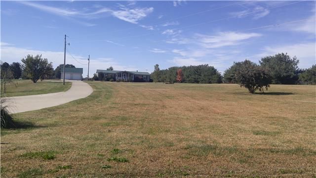 344 E Biggs Rd, Portland, TN 37148