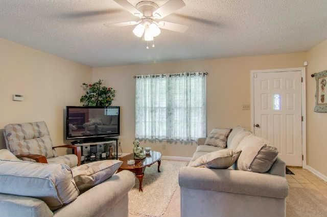 5014 Brookside Dr, Columbia, TN 38401
