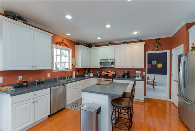 702 Braemere Dr, Franklin, TN 37064