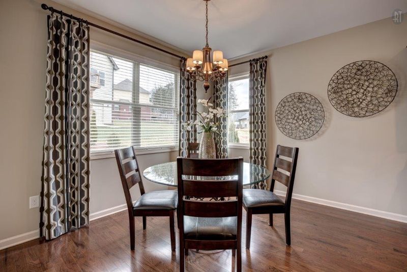 4011 Regiment Pl, Murfreesboro, TN 37128