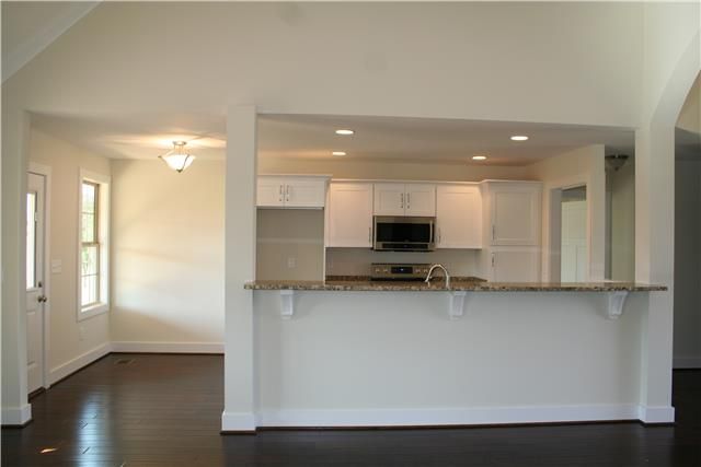 123 Emma Dr, Portland, TN 37148