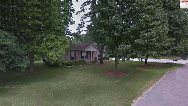 628 Hillcrest Dr, Gallatin, TN 37066