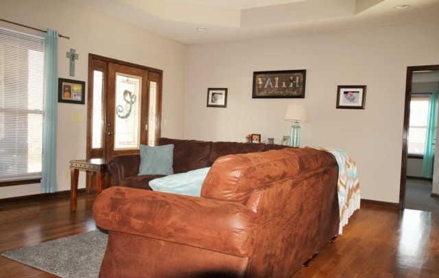 5871 Buzzard Creek Rd, Cedar Hill, TN 37032
