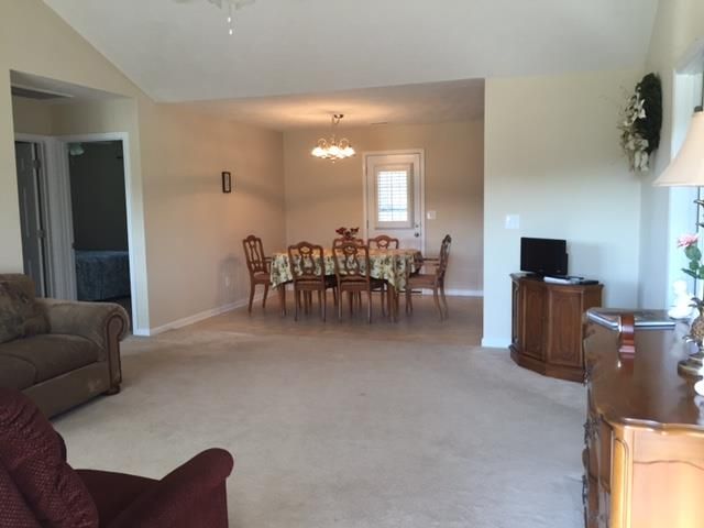 2069 Barretts Ridge Dr, Murfreesboro, TN 37130