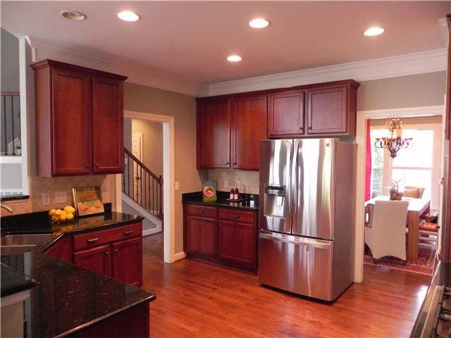105 Cheek Rd, Nashville, TN 37205