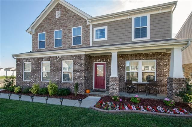 700 Gloucester Ln, Nashville, TN 37221
