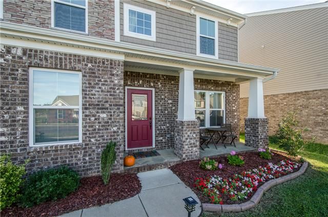 700 Gloucester Ln, Nashville, TN 37221