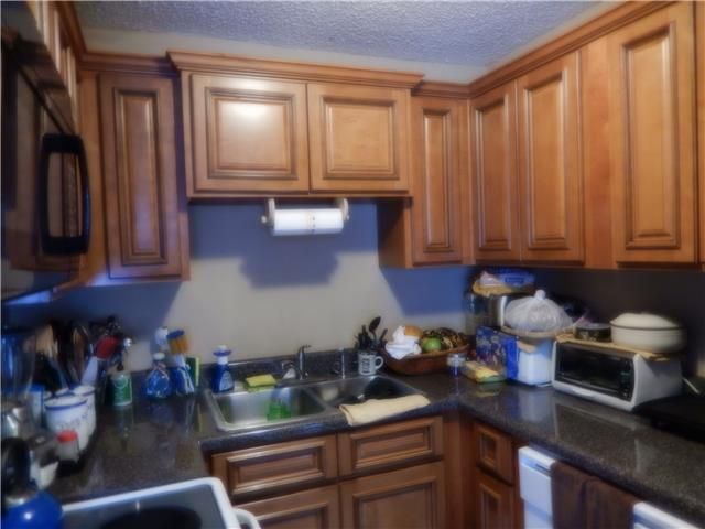541 Cedar Dr, Nashville, TN 37211