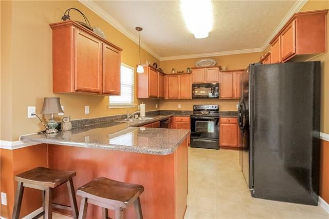700 Creekpoint Ln, Murfreesboro, TN 37129