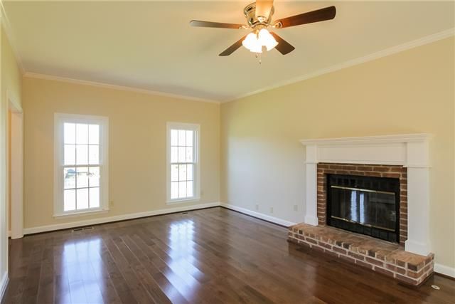 226 Valleyview Dr, Franklin, TN 37064