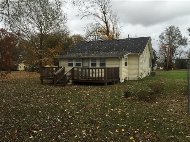 1011 Elm St, Eagleville, TN 37060