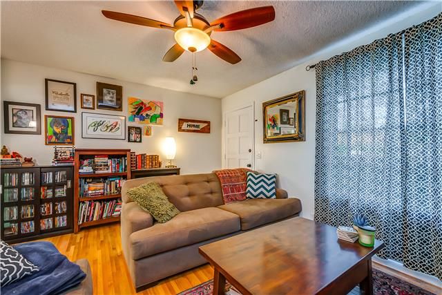 111 Township Dr, Hendersonville, TN 37075