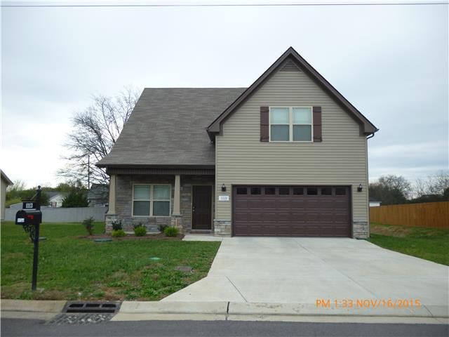 1113 Halverson Dr, Murfreesboro, TN 37128