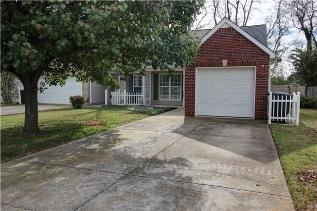 2143 Stoney Meadow Dr, Murfreesboro, TN 37128