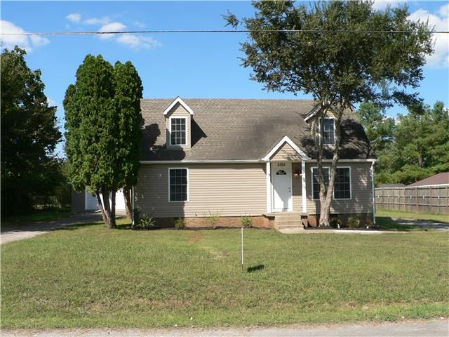 2322 Paddock Dr, Murfreesboro, TN 37128