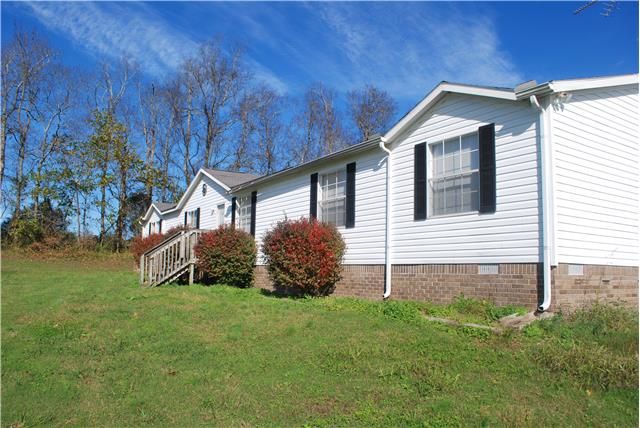 2667 Mcknight Rd, Culleoka, TN 38451