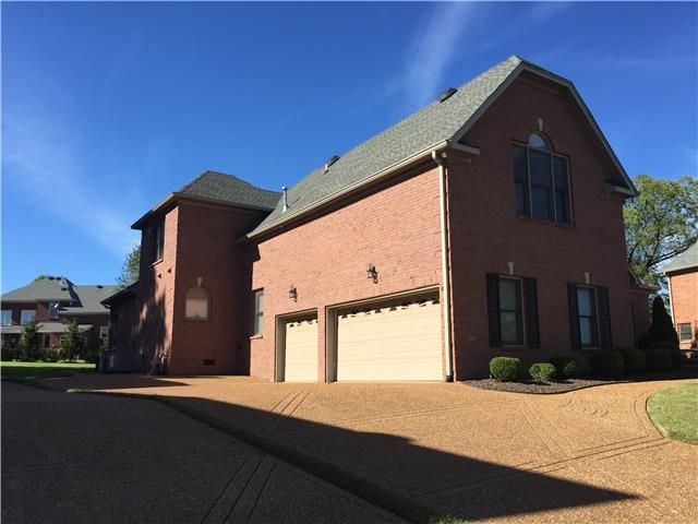 2264 Seven Points Cir, Hermitage, TN 37076