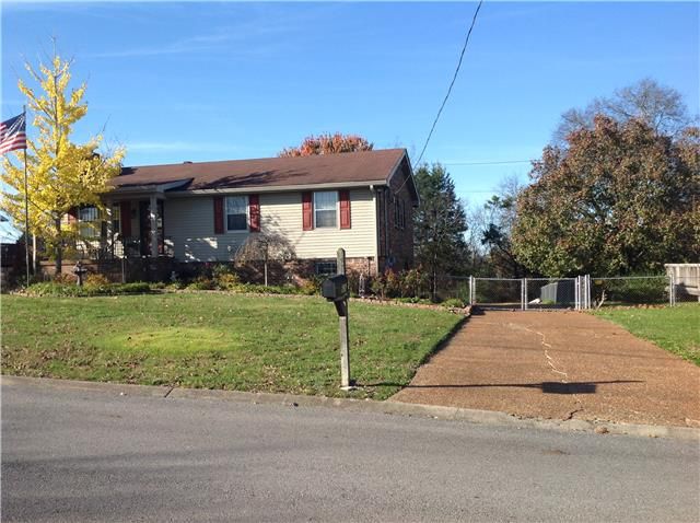 636 Rehnea Dr, Hermitage, TN 37076