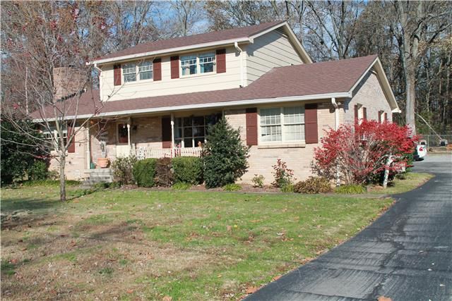 1607 Westland Dr, Lebanon, TN 37087