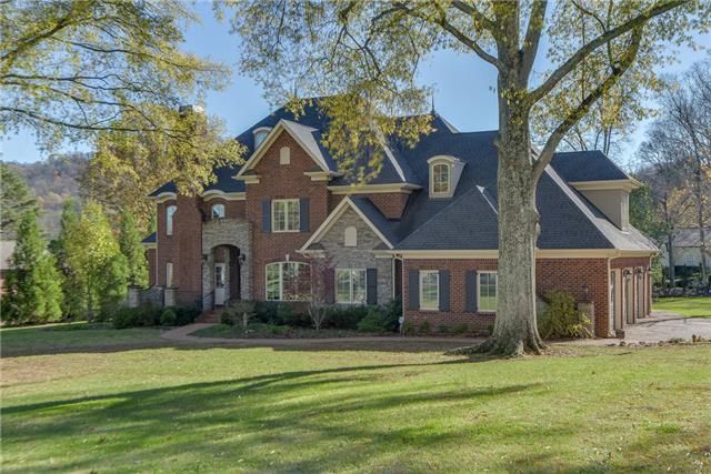 1215 Goodloe Dr, Nashville, TN 37215