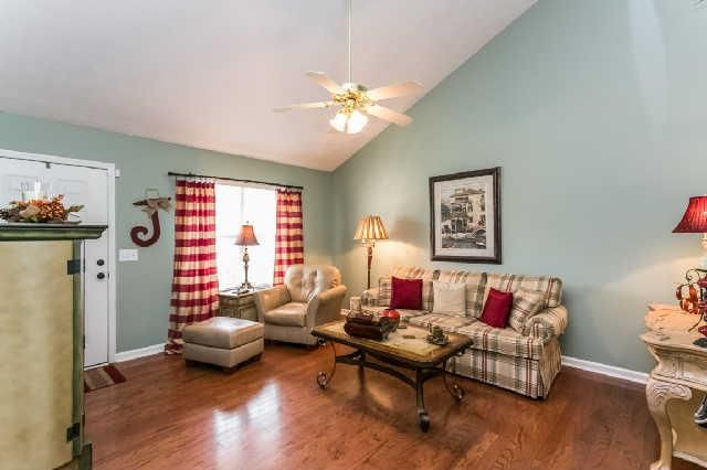 1803 N Bonham Ct, Old Hickory, TN 37138