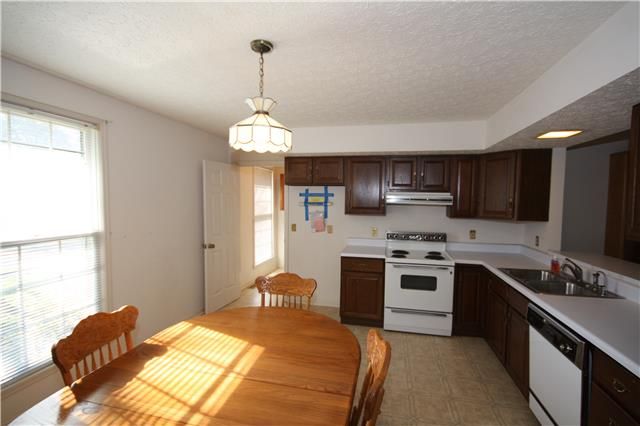 770 Goodpasture Ter, Nashville, TN 37221
