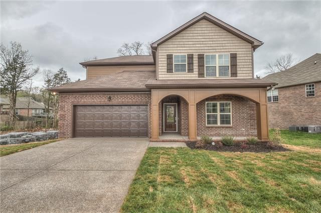 3810 Masters Dr, Smyrna, TN 37167