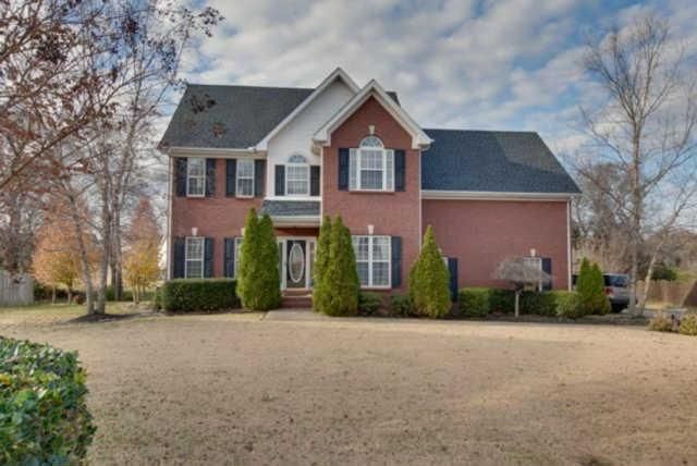 2614 Burgess St, Murfreesboro, TN 37128