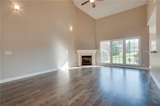 4048 Oxford Glen Dr, Franklin, TN 37067